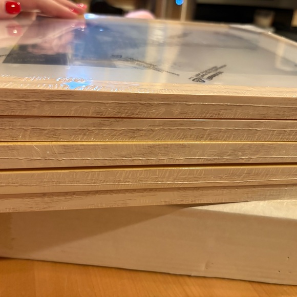 Picture Frame Set - Picture 3 of 5